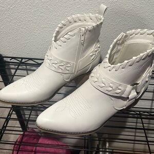 White Women's Ankle Boots